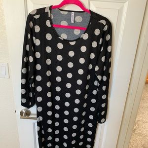 The perfect polka dot dress